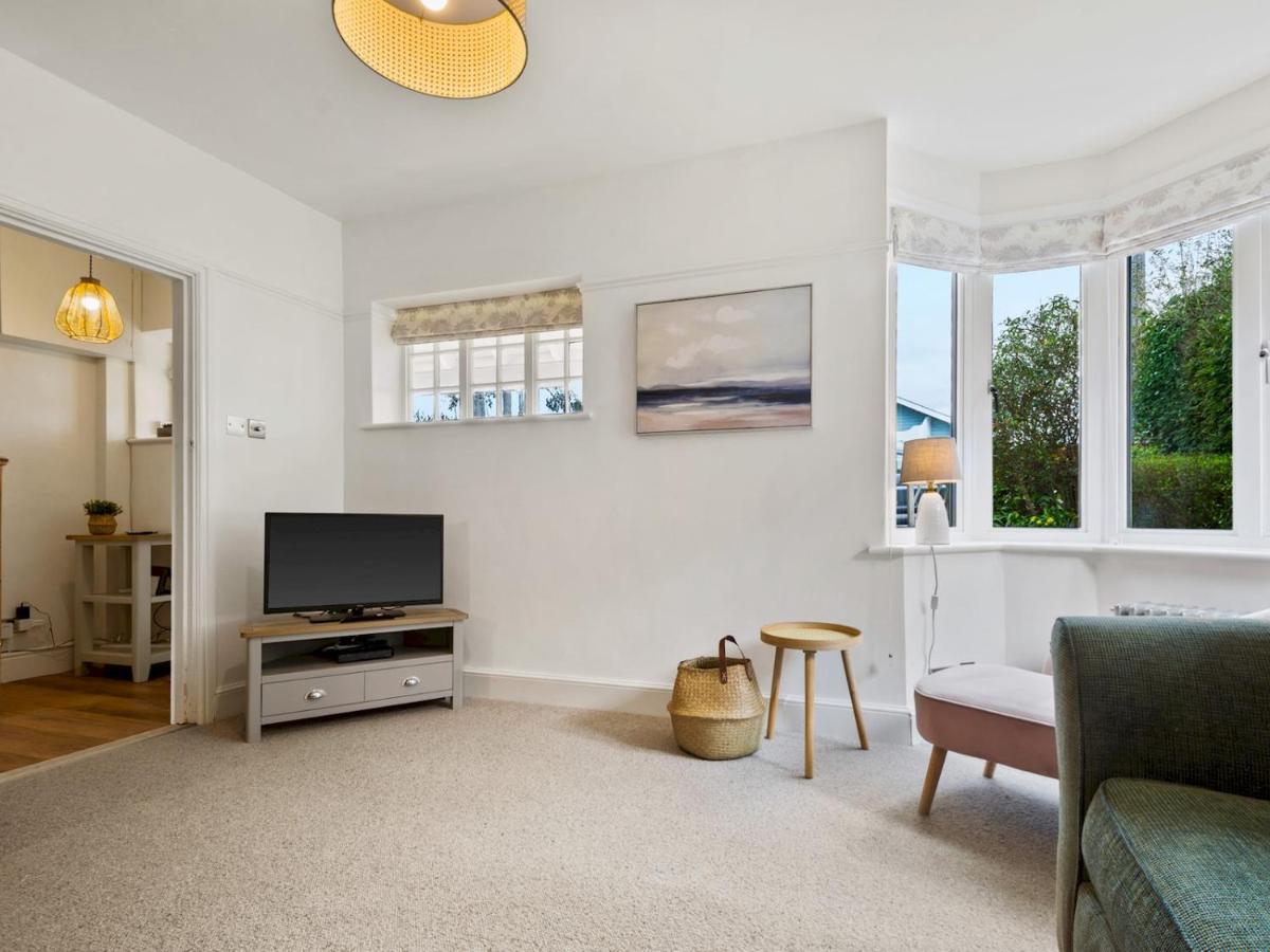 Pass The Keys Appletree Cottage - A Chic Seaside Home And Garden Whitstable Exterior foto